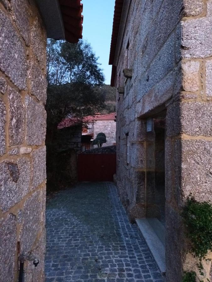 Villa Casa De Ferrapilhe Paranhos  Exterior foto